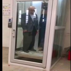 家用電梯（安全光幕、防壓觸板）